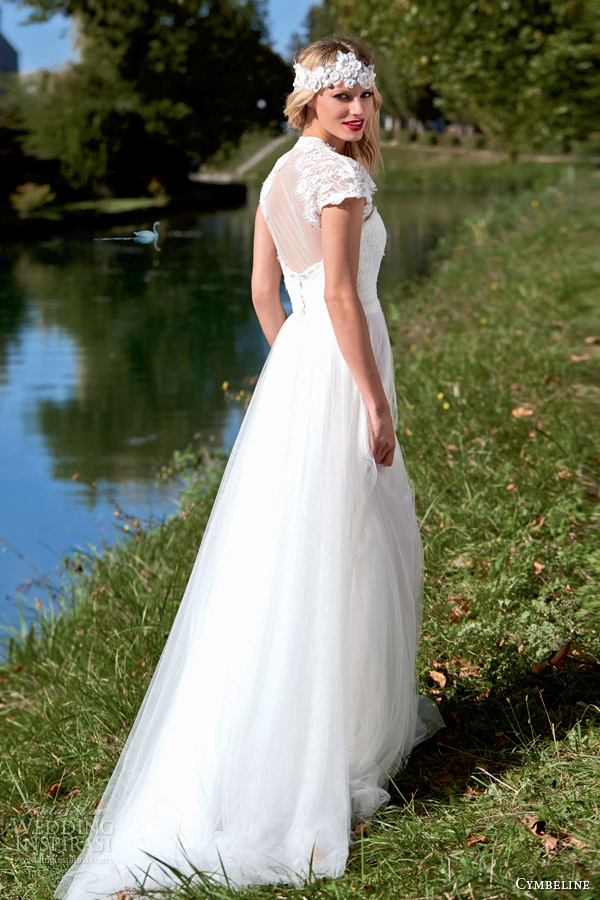 cymbeline bridal 2015 istoua romantic wedding dress lace cap sleeve back view