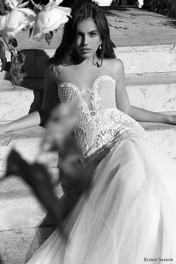 elihav sasson wedding dress 2015 strapless plunging neckline tulle bridal gown zoom