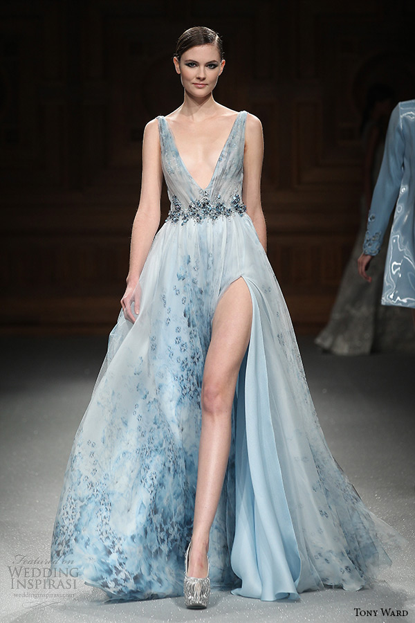 tony ward couture spring summer 2015 runway plunging v neckline blue high slit aline dress