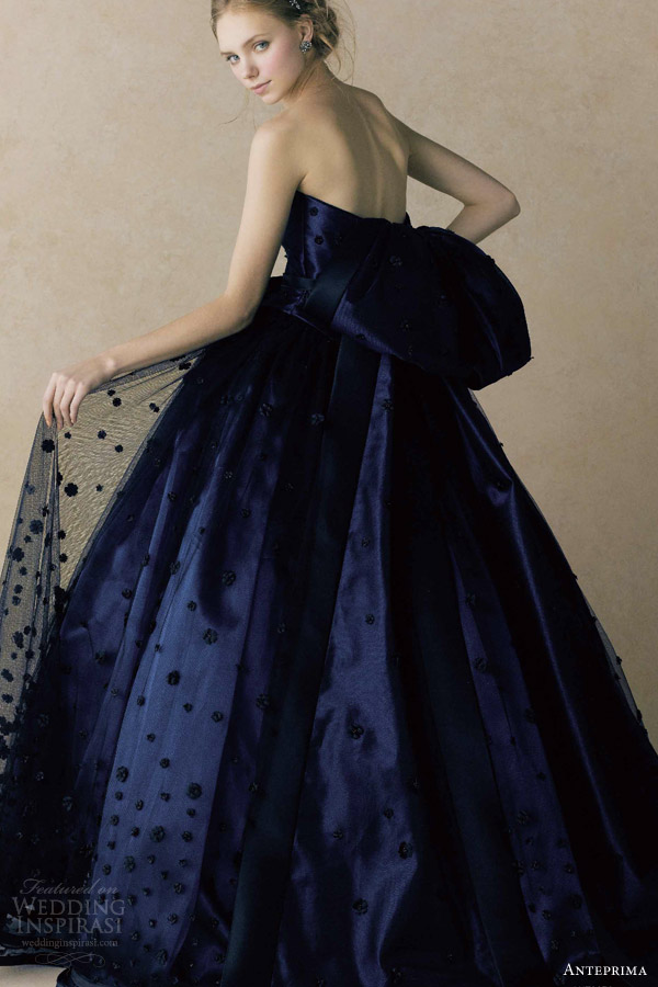 anteprima bridal straplesss ball gown wedding dress navy appliqued tulle netting ant0070