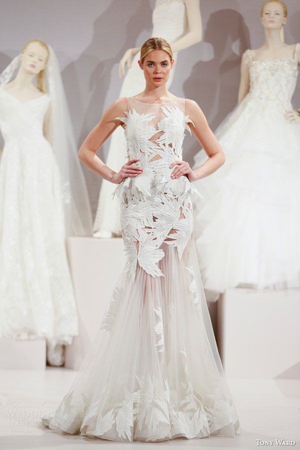 tony ward spring 2016 new york bridal market runway flamme sleeveless wedding dress applique illusion neckline