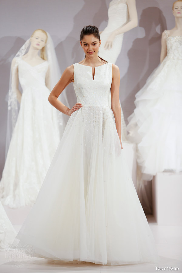 tony ward spring 2016 new york bridal market runway maggie sleeveless a line wedding dress split neckline