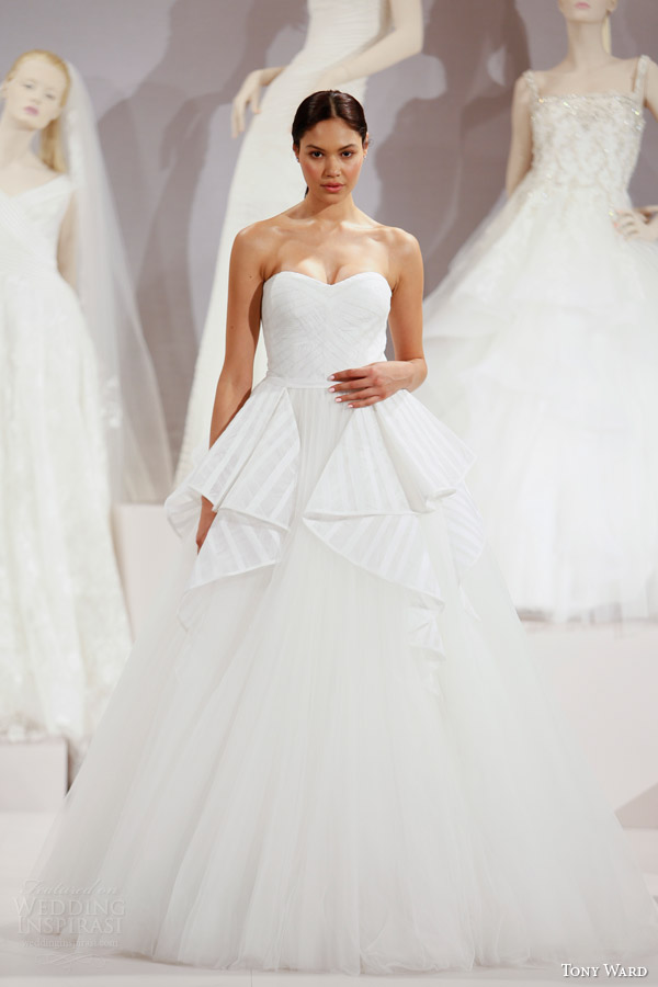 tony ward spring 2016 new york bridal market runway vanity strapless sweetheart ball gown wedding dress peplum