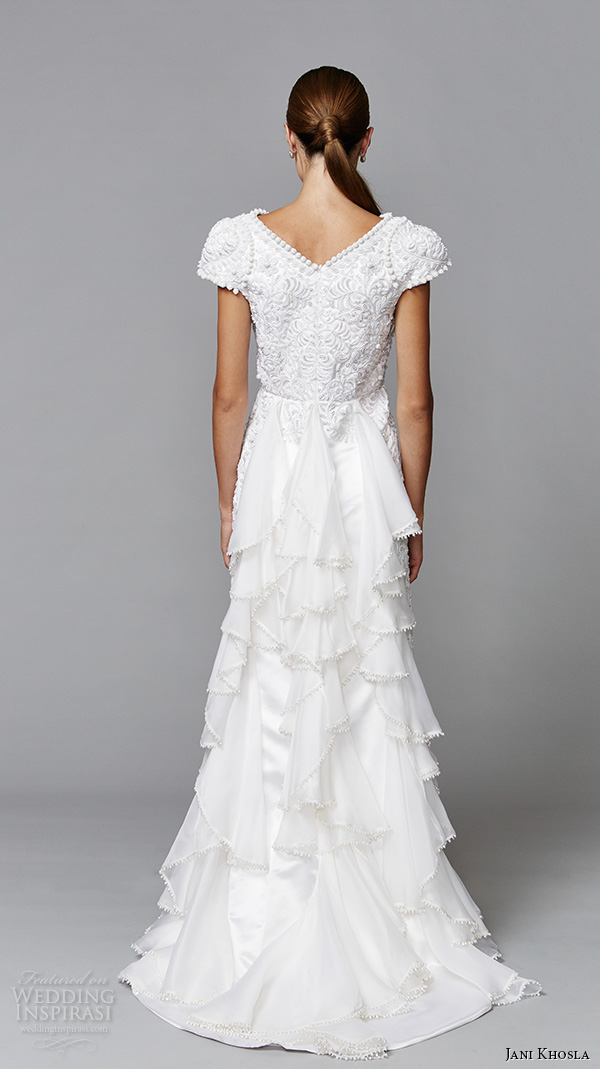 jani khosla 2015 bridal evening dress v neck cap sleeves embroidered white sheath gown fantasique back view jani khosla 2015 bridal evening dress v neck cap sleeves embroidered white sheath gown fantasique back view