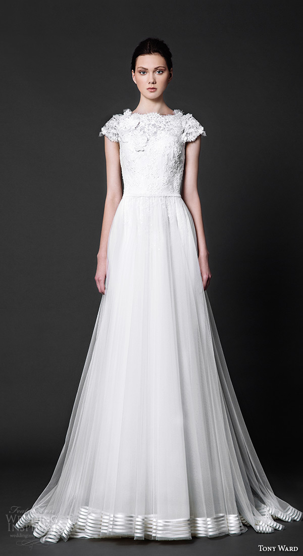 tony ward 2016 bridal cap sleeves jewel neckline lace bodice tulle skirt a line wedding dress colombine