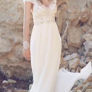 anna campbell 2015 bridal dresse cap sleeves scoop neckline beaded bodice stunning fit to flare mermaid wedding dress coco silk tulle front view