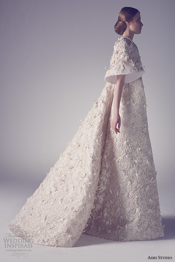 ashi studio couture 2015 embroidery floor length jacket side view