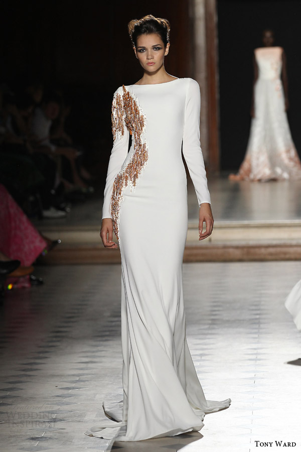 tony ward couture fall winter 2015 2016 look 21 long sleeve bateau neck haute couture gown embellished