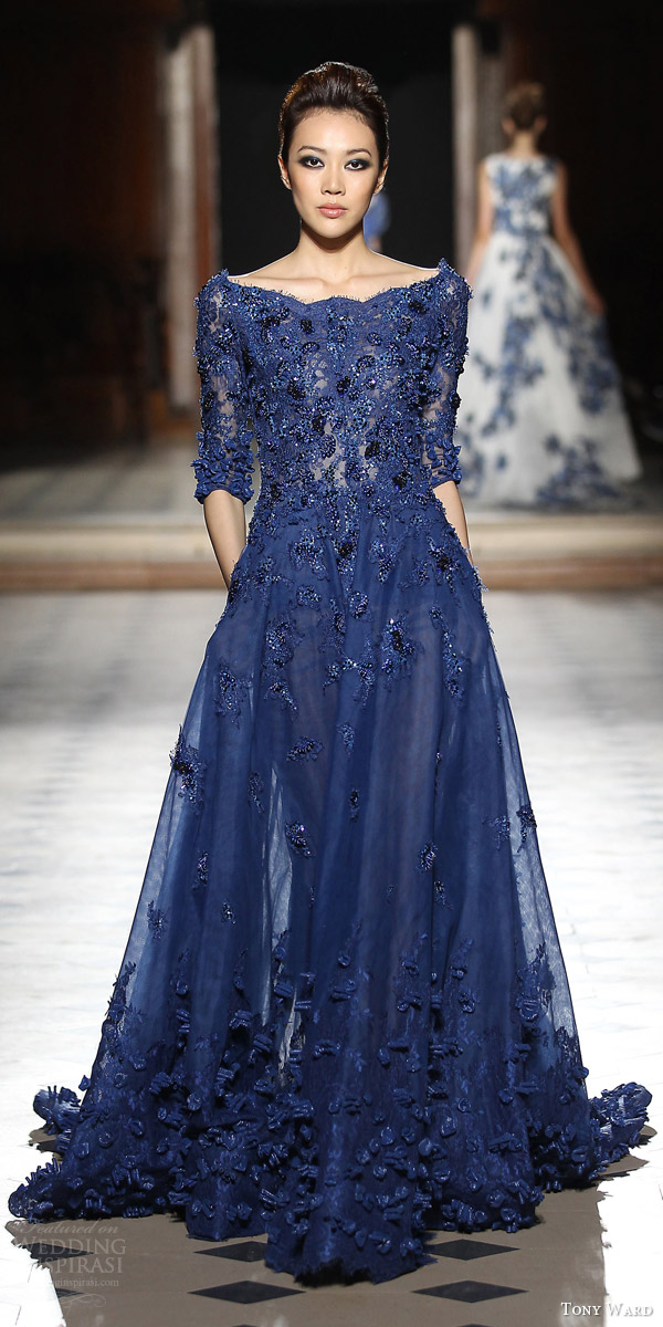 tony ward couture fall winter 2015 2016 look 3 embellished blue gown applique three quarter sleeves scalloped neckline tony ward couture fall winter 2015 2016 look 3 embellished blue gown applique three quarter sleeves scalloped neckline
