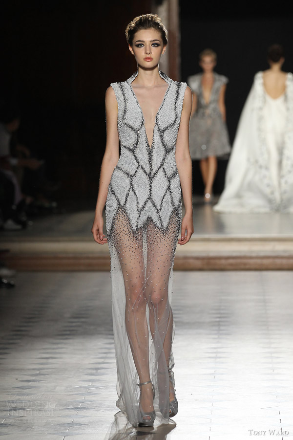 tony ward couture fall winter 2015 2016 look 32 sleeveless haute couture gown sheer skirt tony ward couture fall winter 2015 2016 look 32 sleeveless haute couture gown sheer skirt