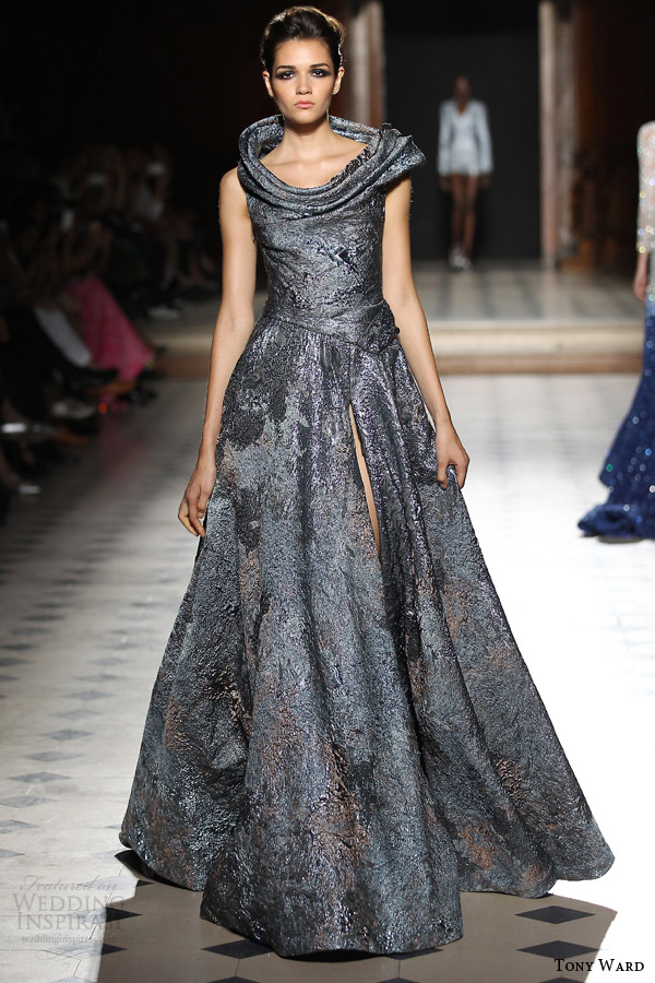 tony ward couture fall winter 2015 2016 look 8 metallic ball gown wedding dress slit skirt tony ward couture fall winter 2015 2016 look 8 metallic ball gown wedding dress slit skirt