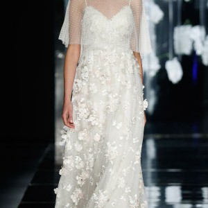 yolancris bridal 2016 sagrera wedding dress floral applique dotted tulle capelet high neck