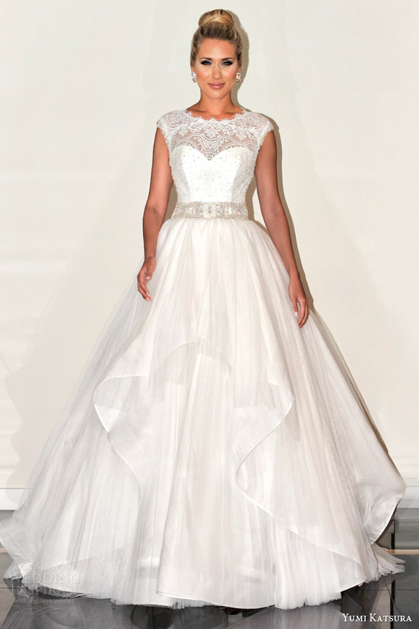 yumi katsura s2016 bridal sleeveless illusion jewel neckline ball gown wedding dress belinda runway yumi katsura s2016 bridal sleeveless illusion jewel neckline ball gown wedding dress belinda runway
