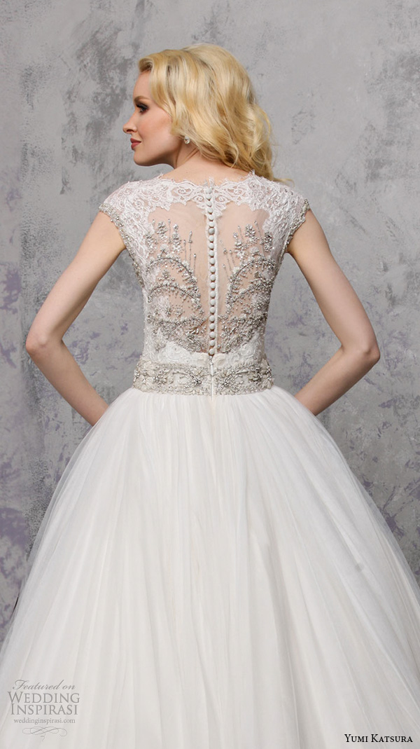 yumi katsura spring 2016 bridal sleeveless illusion jewel neckline ball gown wedding dress belinda back view close up yumi katsura spring 2016 bridal sleeveless illusion jewel neckline ball gown wedding dress belinda back view close up