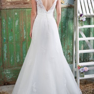 amanda wyatt 2016 bridal dresses beautiful a  line wedding dress cap sleeves halter neck lace bodice keyhole back matilda