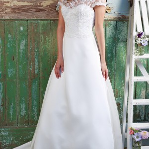 amanda wyatt 2016 bridal dresses beautiful a  line wedding dress illusion lace boat neckline lace bodice short sleeves edeline
