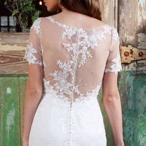 amanda wyatt 2016 bridal dresses beautiful sheath wedding dress illusion sweetheart neckline short sleeves lace floral back style honesty closeup