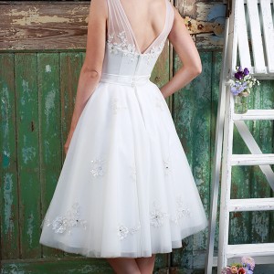 amanda wyatt 2016 bridal dresses beautiful tea length short wedding dress sheer strap floral applique bodice v back style cherub