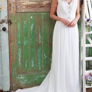 amanda wyatt 2016 bridal dresses pretty sheath wedding dress v neckline sleeveless beaded style leanne