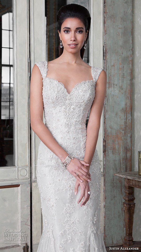 justin alexander signature spring 2016 beautiful mermaid wedding dress fit flare trumpet sweetheart neckline beaded embroidery 9810 closeup