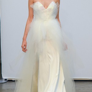 carol hannah new york bridal fashion week 2015 beautiful sheath wedding dress strapless sweetheart neckline tulle overskirt