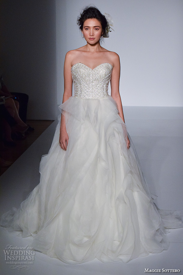 maggie sottero new york bridal week fall 2016 beautiful a  line wedding dress strapless sweetheart neckline corset bodice