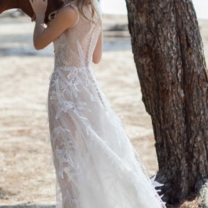 christos costarellos bridal spring 2016 sleeveless gossamer wedding dress hand place appliques