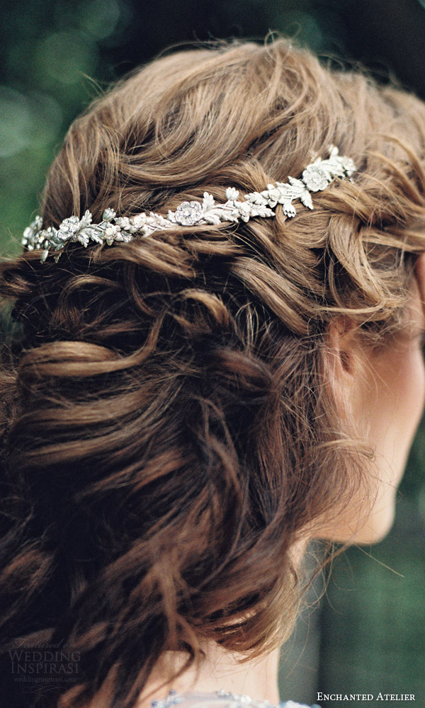 enchanted atelier liv hart fall 2016 bridal hair accessories jardin petite vine wedding hair close up