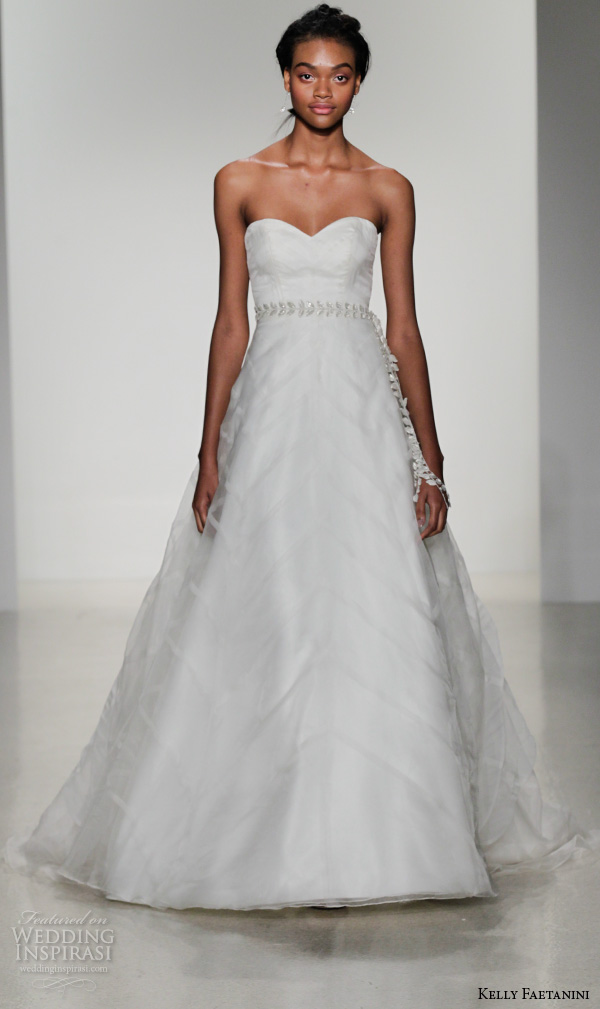 kelly faetanini fall 2016 bridal new york runway strapless sweetheart neckline organza wedding ball gown dress back cascading layer style tirian kelly faetanini fall 2016 bridal new york runway strapless sweetheart neckline organza wedding ball gown dress back cascading layer style tirian