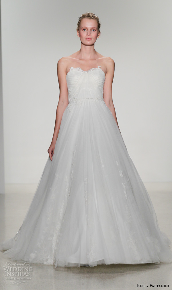 kelly faetanini fall 2016 bridal new york runway strapless sweetheart neckline tulle ball gown wedding dress pleated bodice style aslan