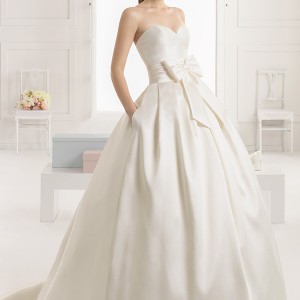 rosa clara two spring 2016 strapless sweetheart neckline ribbon belt pocketed silky princess ball gown wedding dress court train (enebro) mv