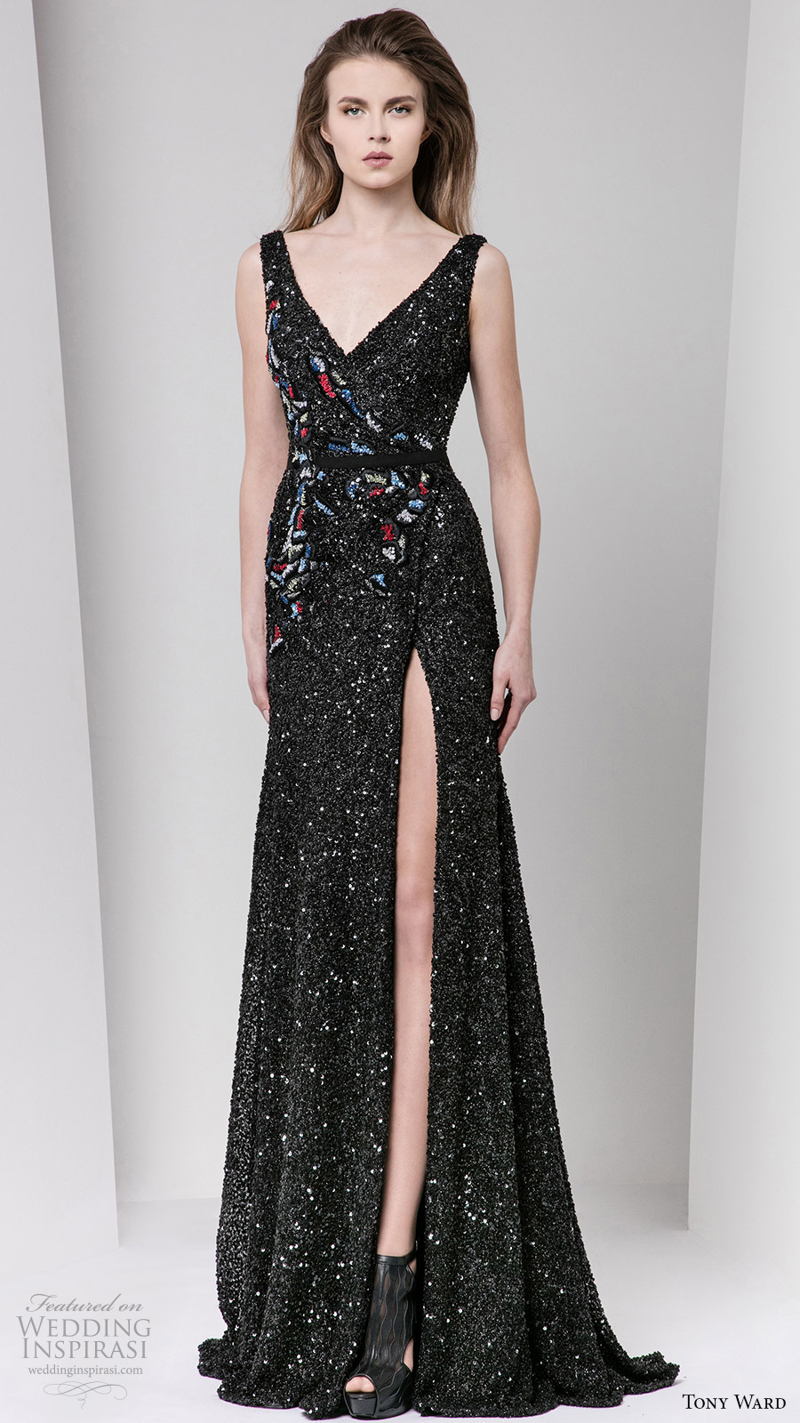 tony ward fall 2016 rtw sleeveless v neck beaded trumpet gown slit black multi color