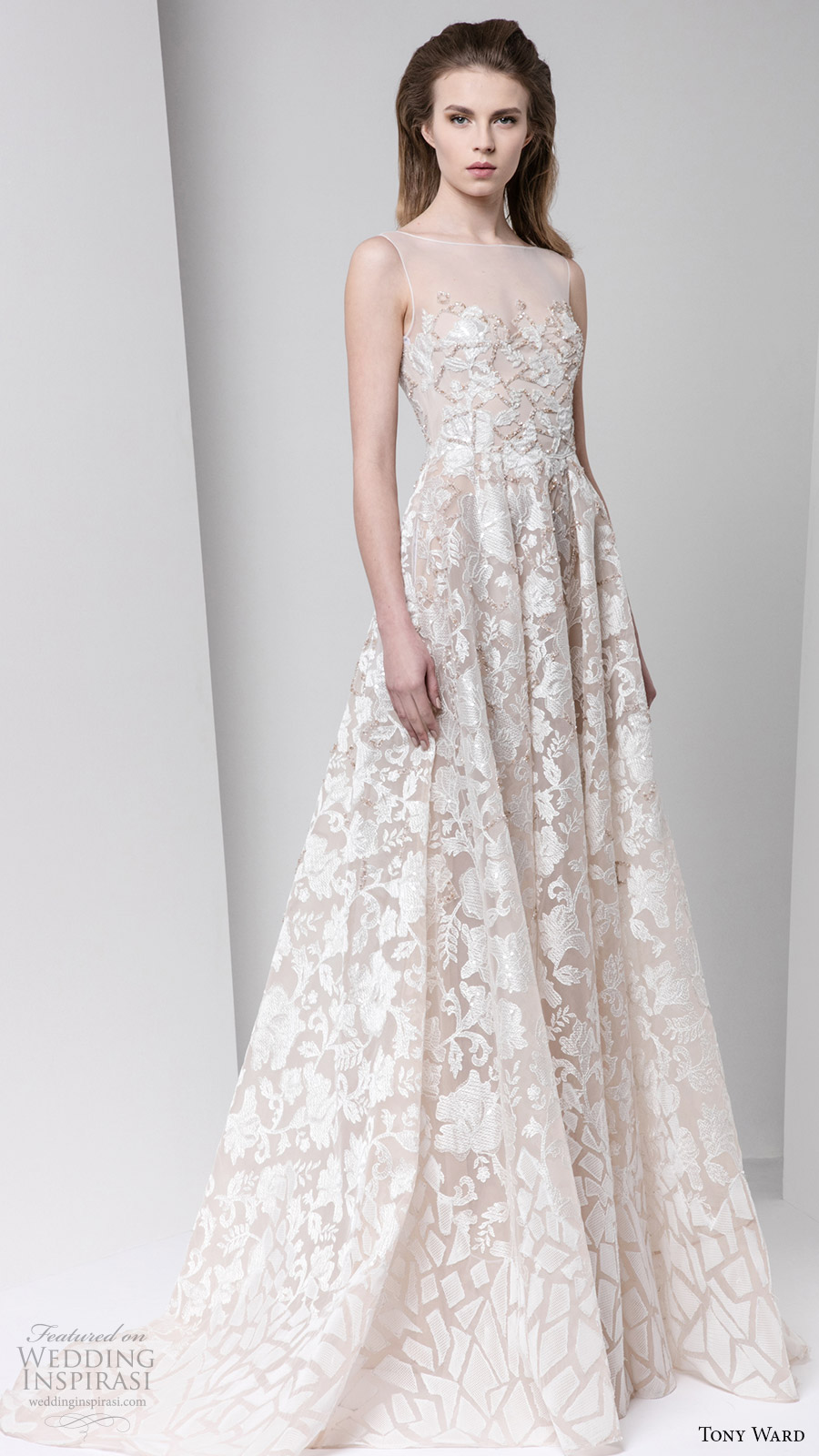 tony ward fall winter 2016 2017 rtw sleeveless illusion bateau neck a line off white evening dress bridal inspiration