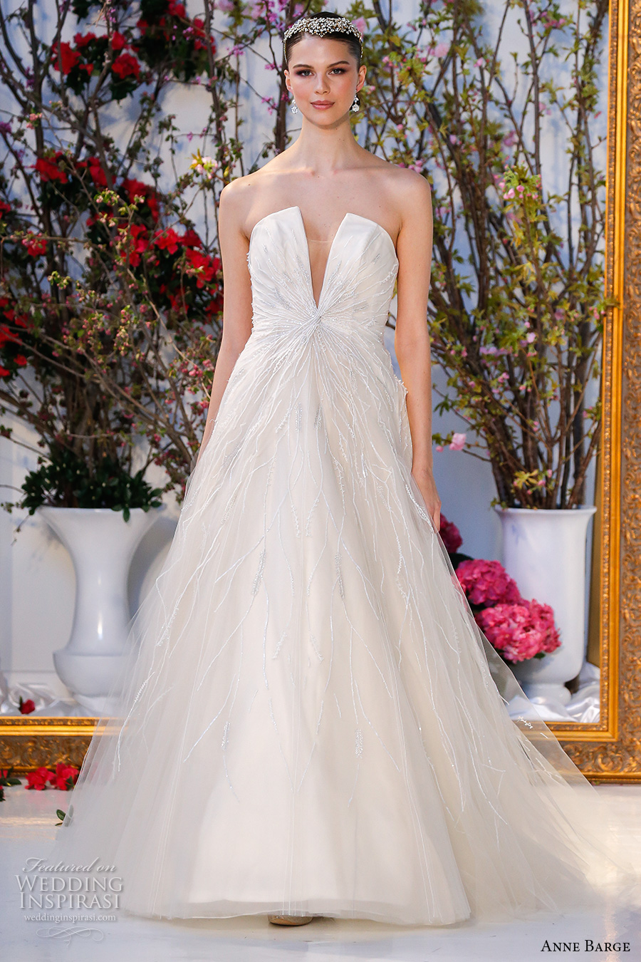 anne barge spring 2017 bridal strapless deep v plunging neckline embellished bodice beautiful a line ball gown wedding dress chapel train (026) mv anne barge spring 2017 bridal strapless deep v plunging neckline embellished bodice beautiful a line ball gown wedding dress chapel train (026) mv