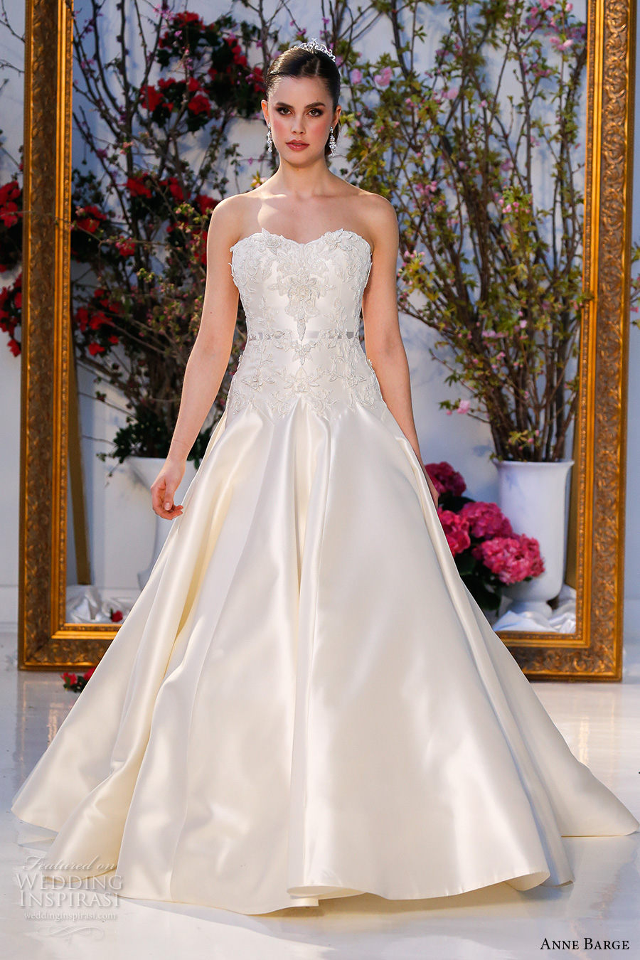 anne barge spring 2017 bridal strapless sweetheart neckline embellished bodice satin a line ivory wedding dress cathedral train (020) mv anne barge spring 2017 bridal strapless sweetheart neckline embellished bodice satin a line ivory wedding dress cathedral train (020) mv