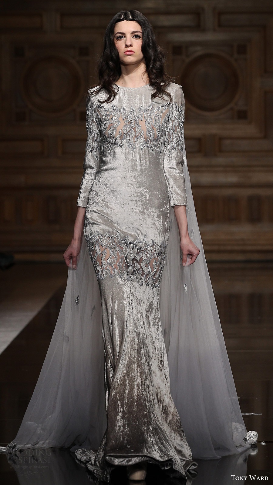 Tony Ward Fall/Winter 2016-2017 Couture Collection | Wedding Inspirasi