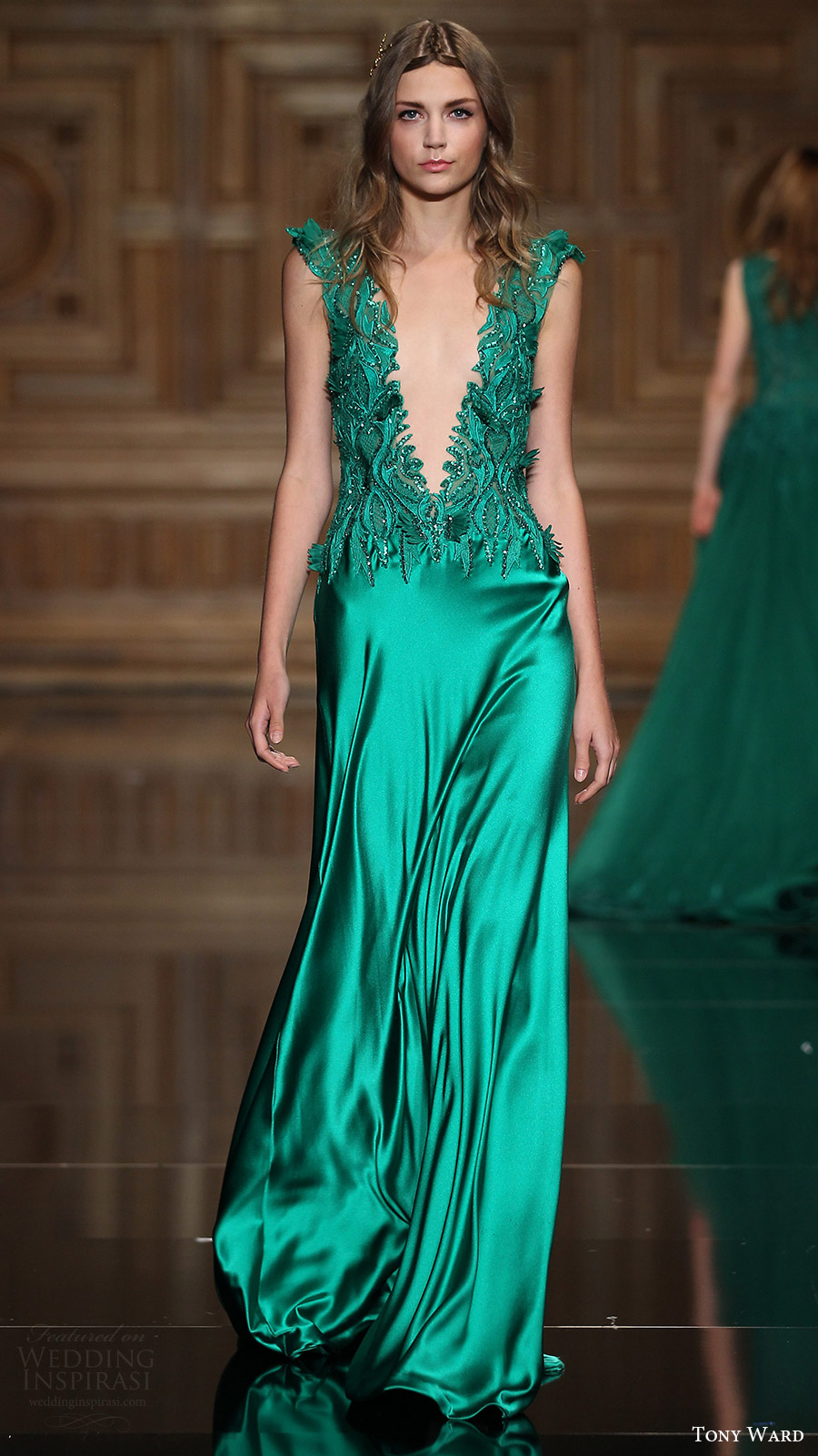 tony ward couture fall 2016 sleeveless deep v neck dress (26) mv green color