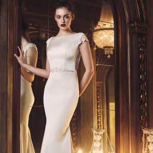 paloma blanca fall 2016 bridal cap sleeves bateau neckline simple clean chic design elegant fit and flare wedding dress low back sweep train (4706) mv