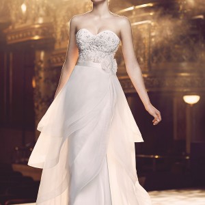 paloma blanca fall 2016 bridal strapless sweetheart neckline heavily embellished bodice sexy elegant a  line wedding dress detachable overskirt sweep train (4713) mv