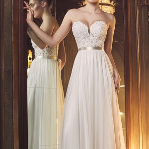 paloma blanca fall 2016 bridal strapless sweetheart neckline heavily embellished bodice sexy romantic a  line wedding dress open back sweep train (4707) mv