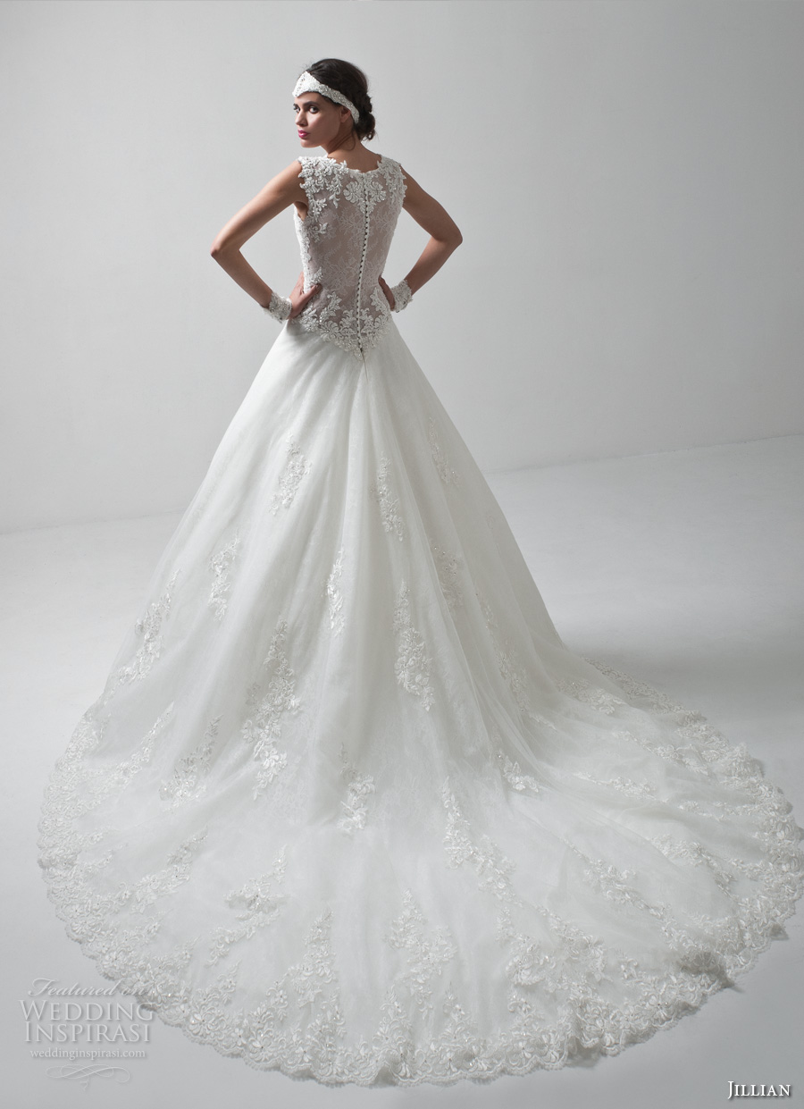 jillian 2017 bridal sleeveless thicks trap v neck deep plunging neckline sexy princess a line wedding dress lace illusion back royal train (matilde) mv jillian 2017 bridal sleeveless thicks trap v neck deep plunging neckline sexy princess a line wedding dress lace illusion back royal train (matilde) mv