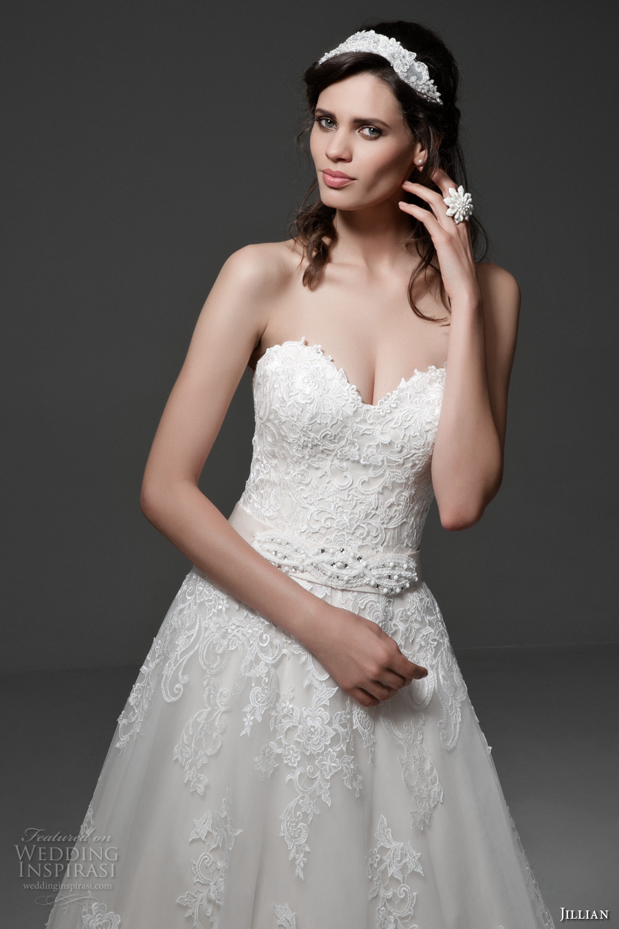 jillian 2017 bridal strapless detachable illusion halter neck sweetheart neckline heavily embellished bodice classic a line wedding dress chapel train (melissa) zv jillian 2017 bridal strapless detachable illusion halter neck sweetheart neckline heavily embellished bodice classic a line wedding dress chapel train (melissa) zv