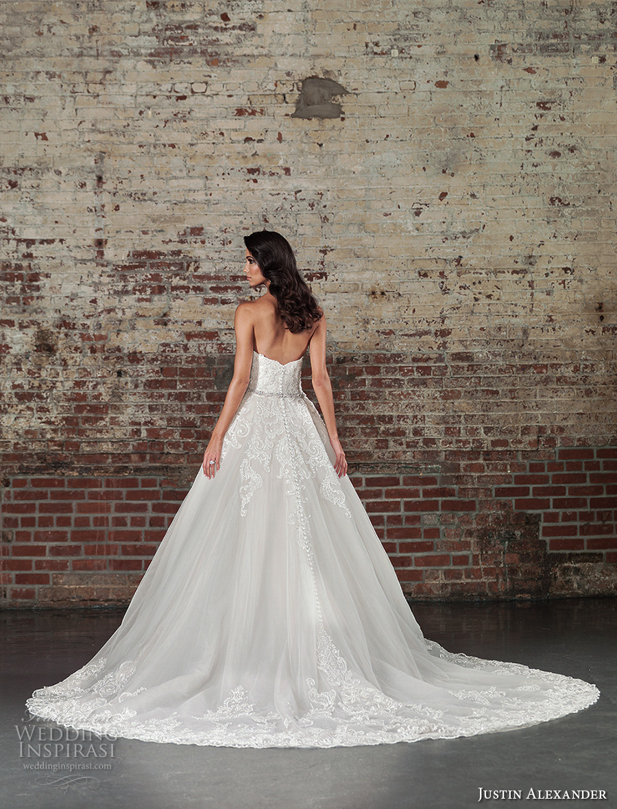 justin alexander spring 2017 bridal strapless sweetheart neckline heavily embellished bodice beautiful princess a line overskirt wedding dress chapel train (9862) bv justin alexander spring 2017 bridal strapless sweetheart neckline heavily embellished bodice beautiful princess a line overskirt wedding dress chapel train (9862) bv