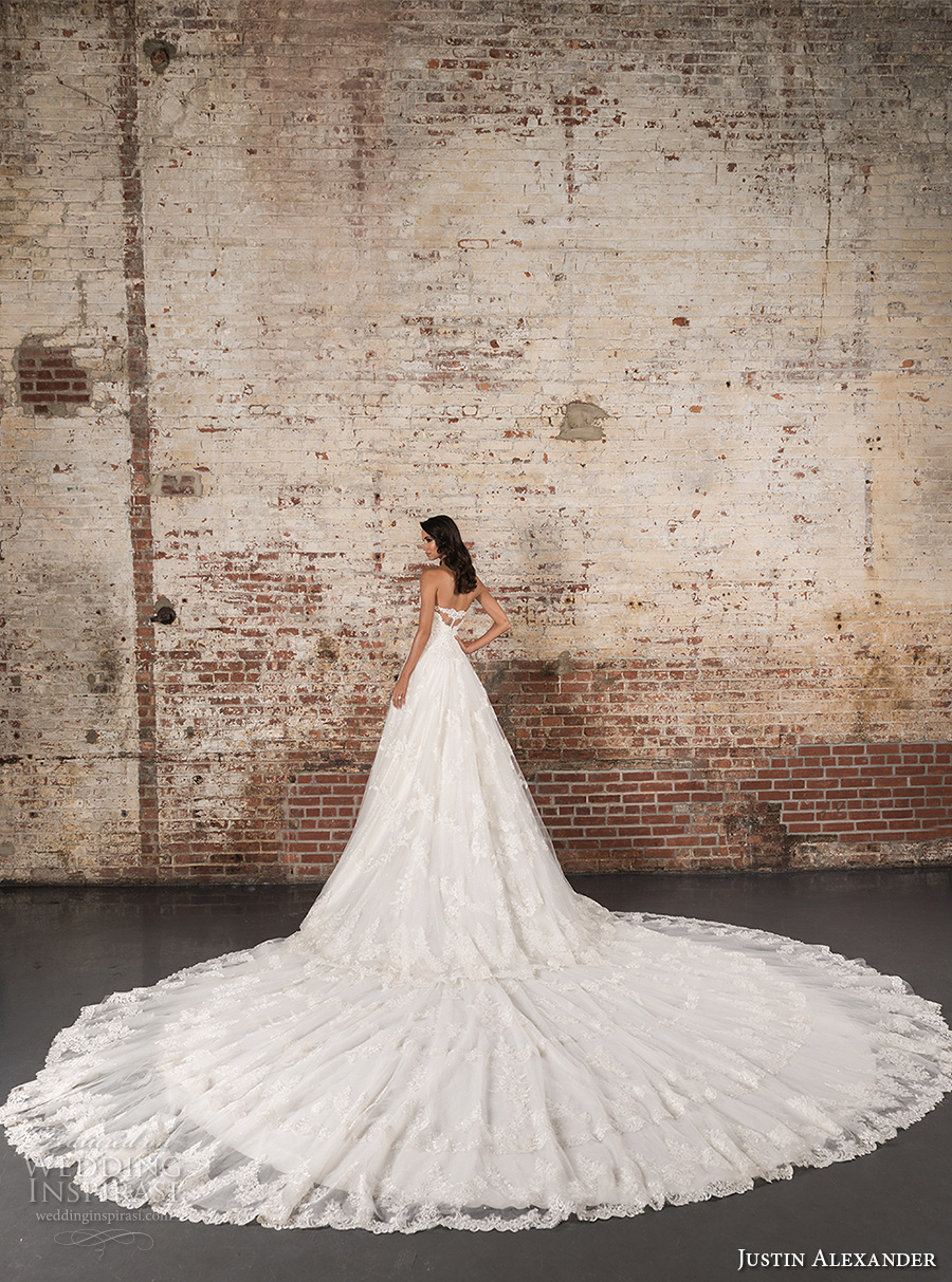 justin alexander spring 2017 bridal strapless sweetheart neckline heavily embellished bodice classic lace a line wedding dress long train (9860) bv justin alexander spring 2017 bridal strapless sweetheart neckline heavily embellished bodice classic lace a line wedding dress long train (9860) bv