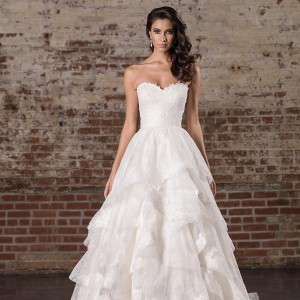 justin alexander spring 2017 bridal strapless sweetheart neckline heavily embellished bodice tiered princess classic a  line wedding dress chapel train (9859) mv