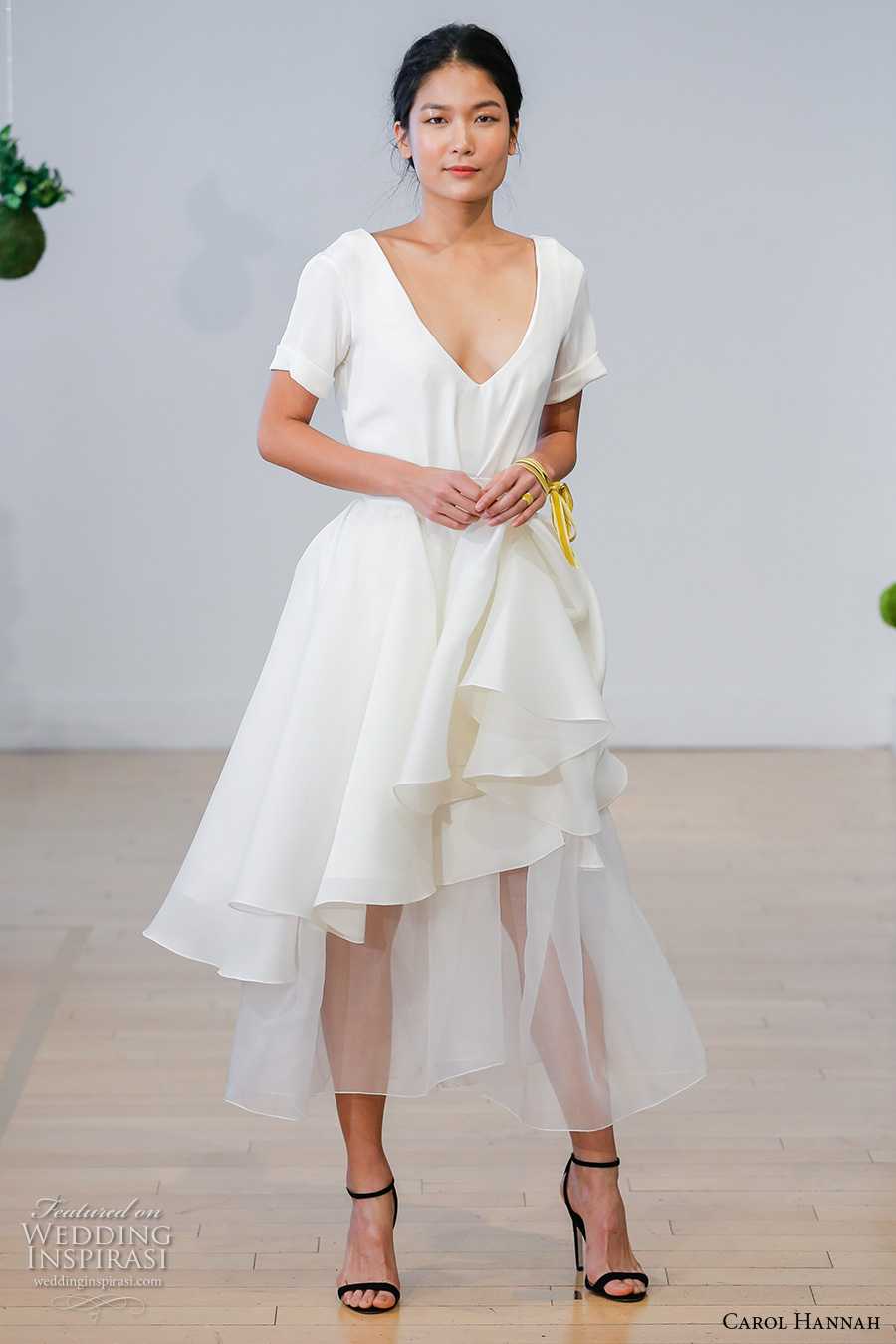 carol hannah 2017 bridal short sleeves v neck simple modern short wedding dress v back (orchis skirt and bodice) mv
