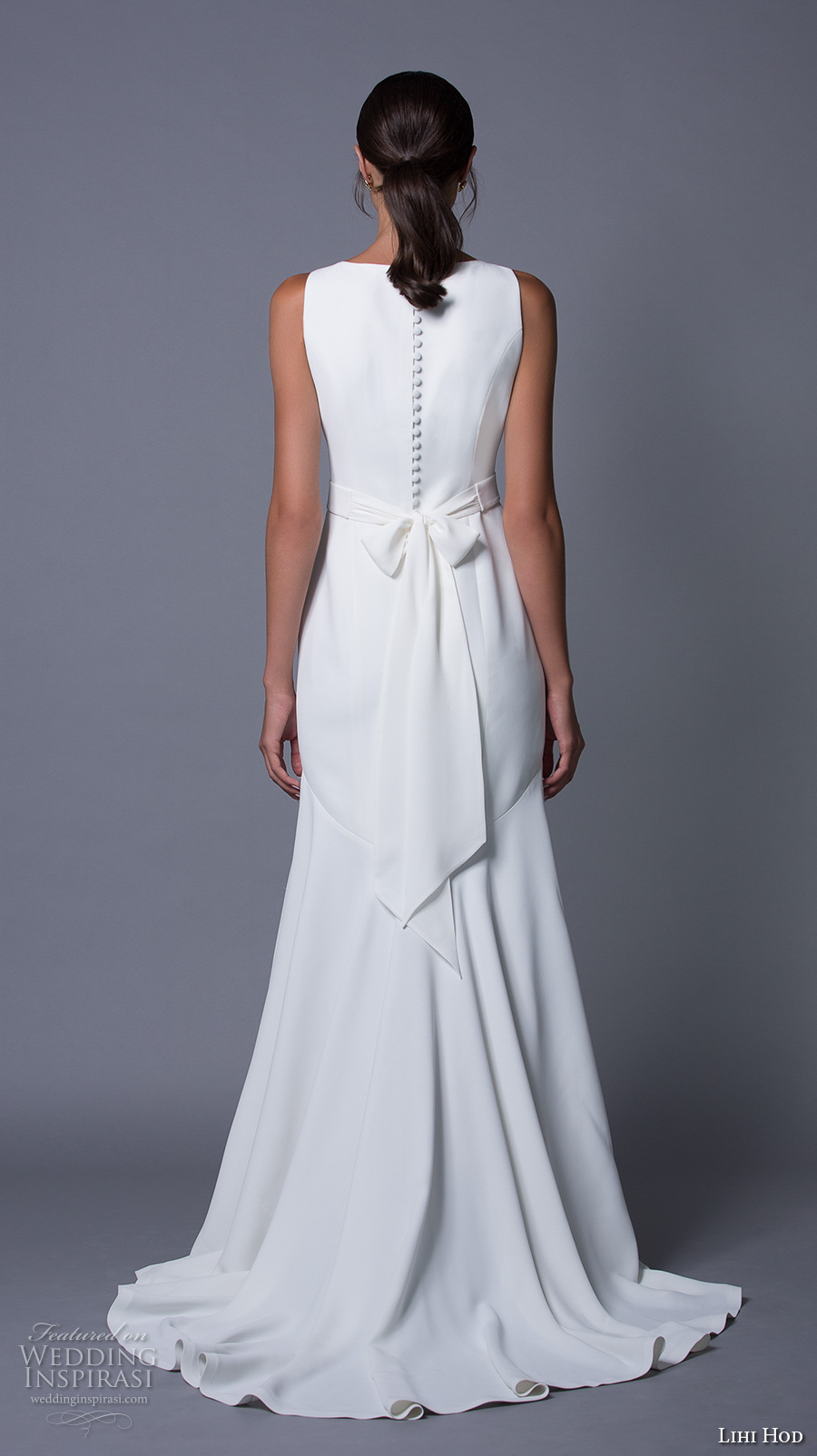 lihi hod 2017 bridal sleeveless boat neckline simple clean design drop waist conservative elegant a line wedding dress sweep train (noa) bv lihi hod 2017 bridal sleeveless boat neckline simple clean design drop waist conservative elegant a line wedding dress sweep train (noa) bv