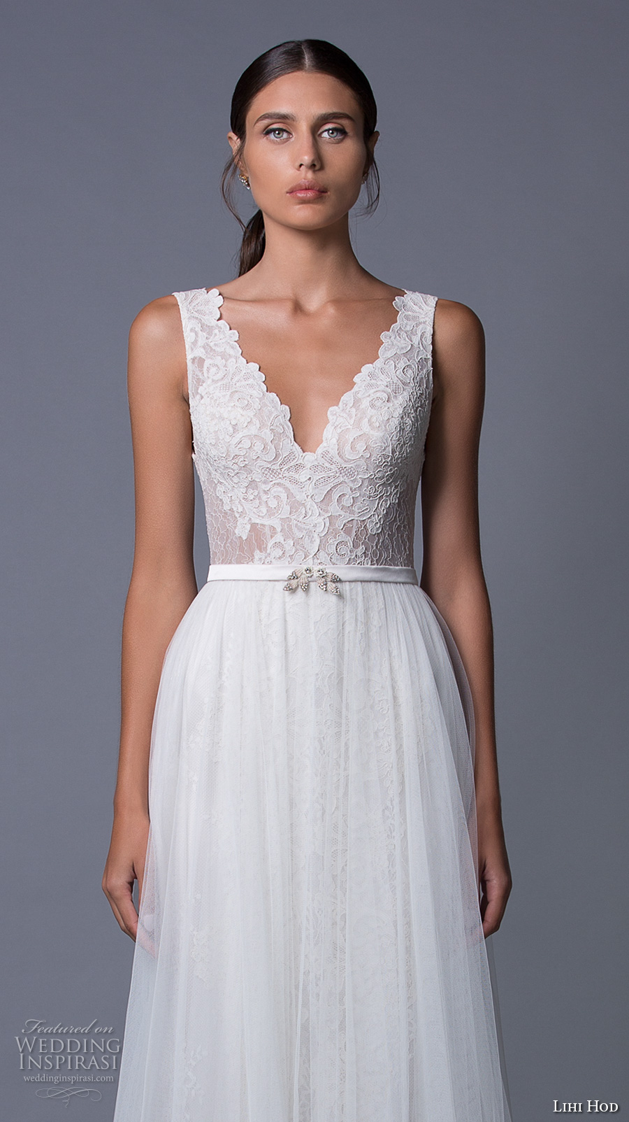 lihi hod 2017 bridal sleeveless scallop v neck heavily embellished bodice romantic modified a line wedding dress low back sweep train (carmen) zv lihi hod 2017 bridal sleeveless scallop v neck heavily embellished bodice romantic modified a line wedding dress low back sweep train (carmen) zv