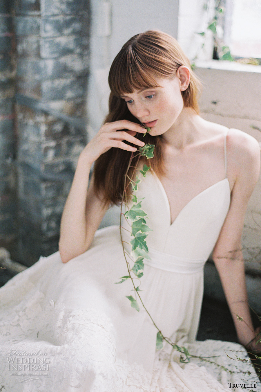 truvelle 2017 bridal spagetti strap deep sweetheart neckline simple bodice romantic modified a line wedding dress ribbon back sweep train (abbott) zv truvelle 2017 bridal spagetti strap deep sweetheart neckline simple bodice romantic modified a line wedding dress ribbon back sweep train (abbott) zv