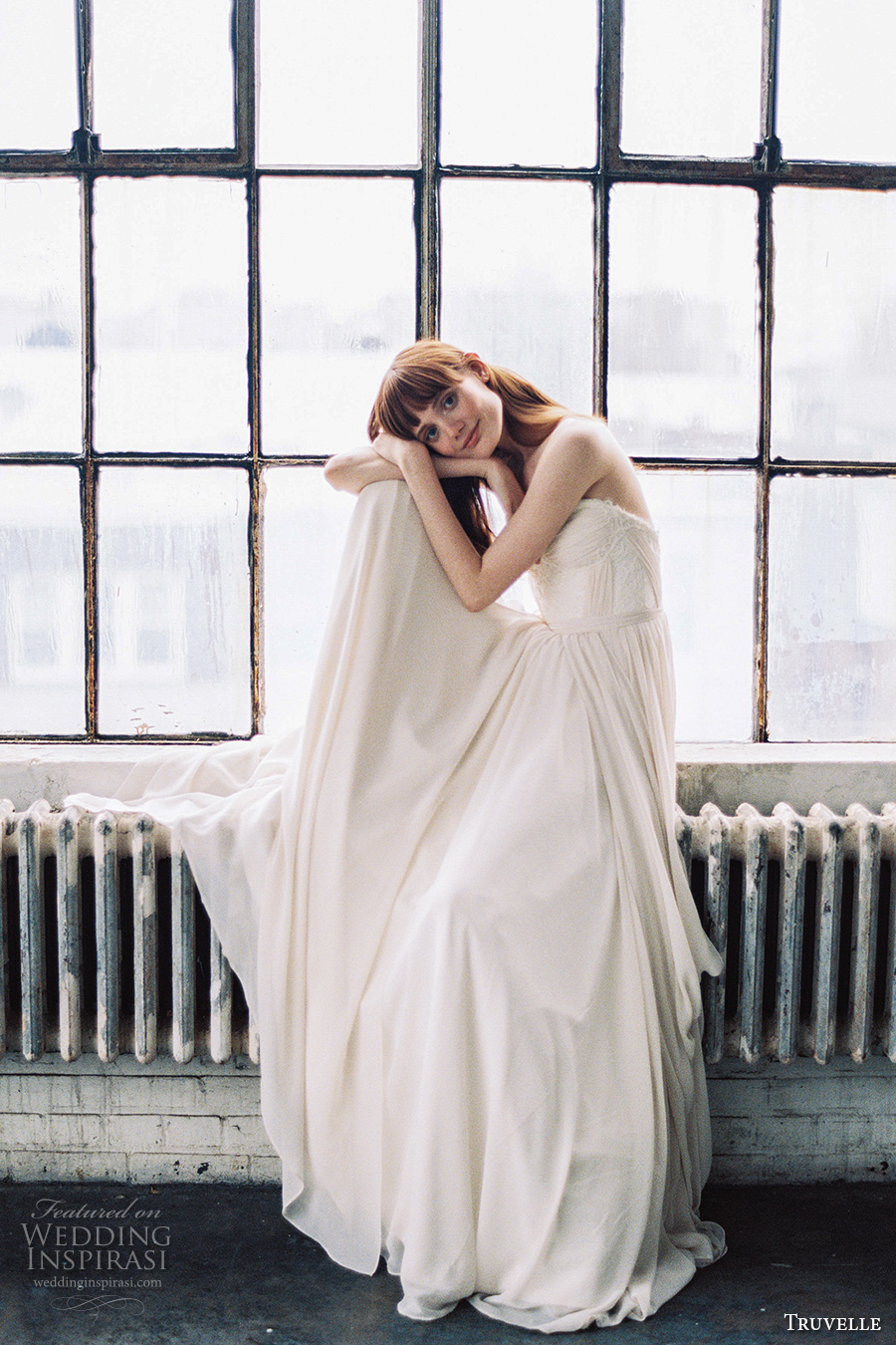 truvelle 2017 bridal strapless sweetheart neckline heavily embellished bodice bustier bodice sexy romantic modified a line wedding dress corset back sweep train (powell) mv truvelle 2017 bridal strapless sweetheart neckline heavily embellished bodice bustier bodice sexy romantic modified a line wedding dress corset back sweep train (powell) mv